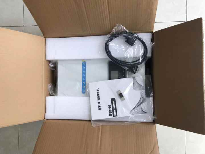 3000W 3kW Solar Hybrid Inverter Off Grid Pure Sine Wave LCD Display 24VDC to 230VAC 98% Efficiency for Home Use Solar Power System URAYZERO
