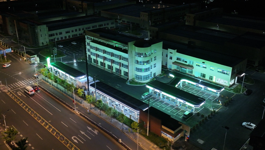 Smart BESS EV Charging Station 1260kW/1648kWh Liquid-Cooled Energy Storage System for Urban Eco Charging Shanghai