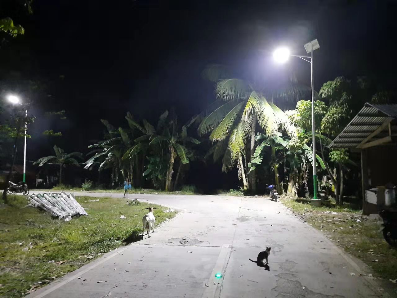 Solar Street Light 30W-400W Integrated All-in-One Outdoor Lighting for Rural Parks and Engineering Projects
